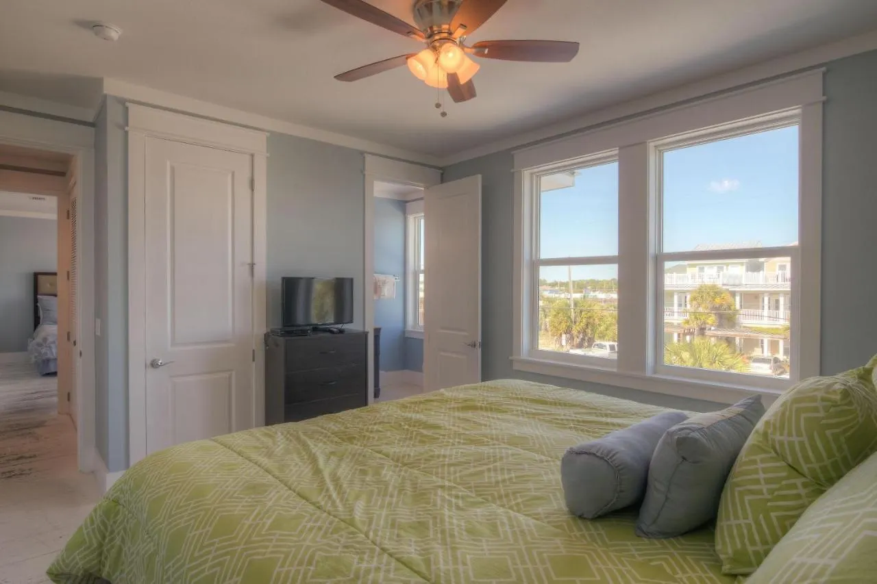 Making Waves - Huge Heated Beachfront Pool Hot Tub! Best In Pcb! Panama City Beach Holiday home