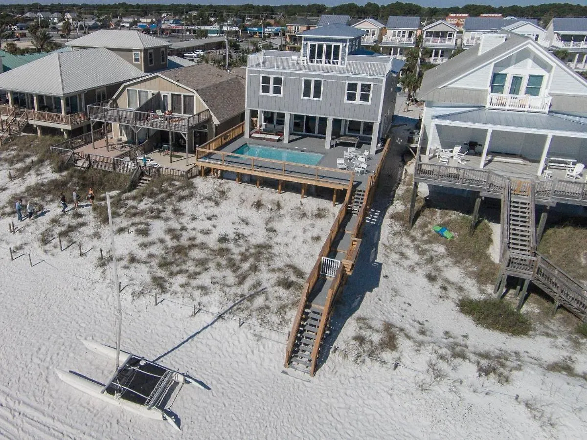Making Waves - Huge Heated Beachfront Pool Hot Tub! Best In Pcb! Panama City Beach Holiday home