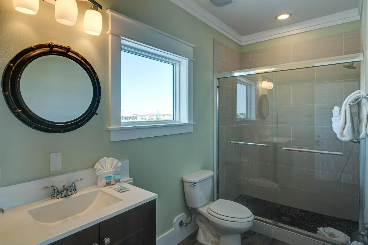 Making Waves - Huge Heated Beachfront Pool Hot Tub! Best In Pcb! Panama City Beach Holiday home